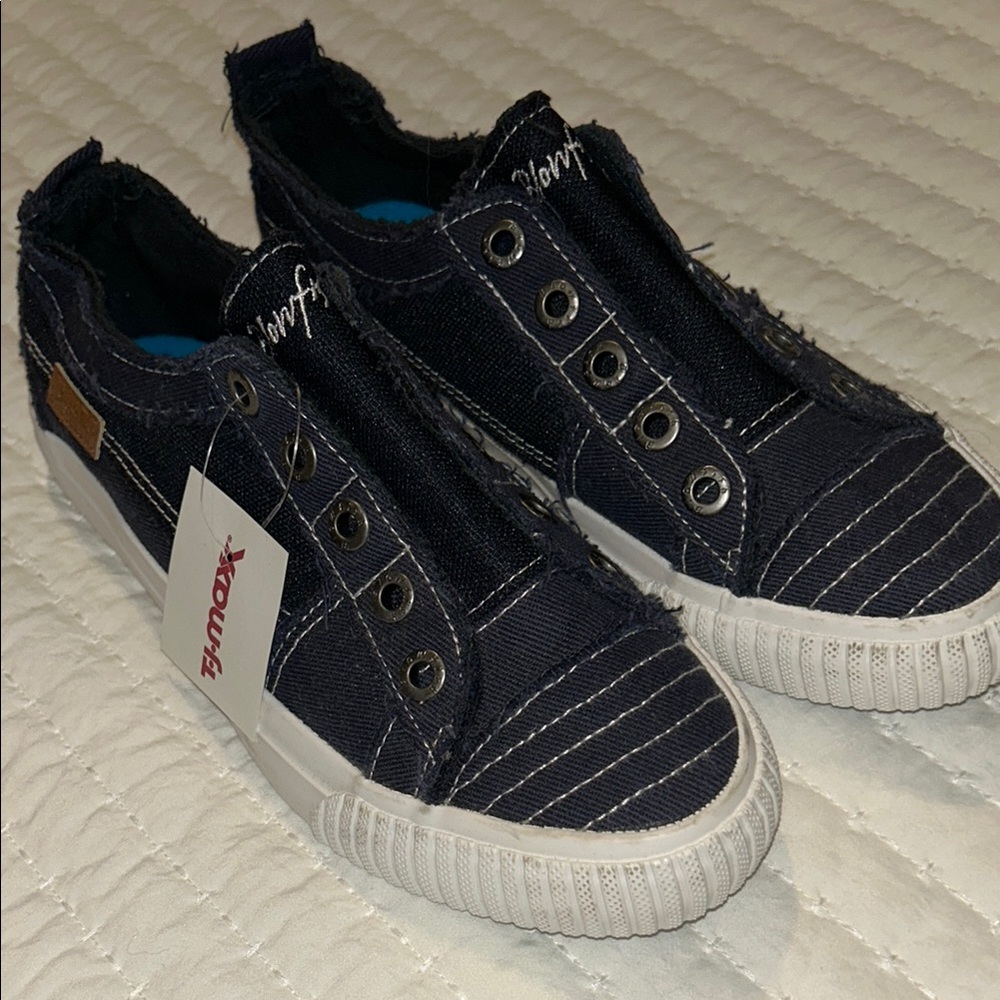 Navy Blowfish Tennis Shoes